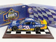 Action MIKE SKINNER 31 Lowe's Racing 1999 Monte Carlo 1/24 Diecast Nascar Model