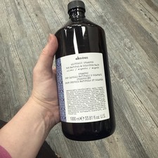 Davines Alchemic Silver Shampoo 1000ml – Neutralises Yellow Tones Blonde Grey