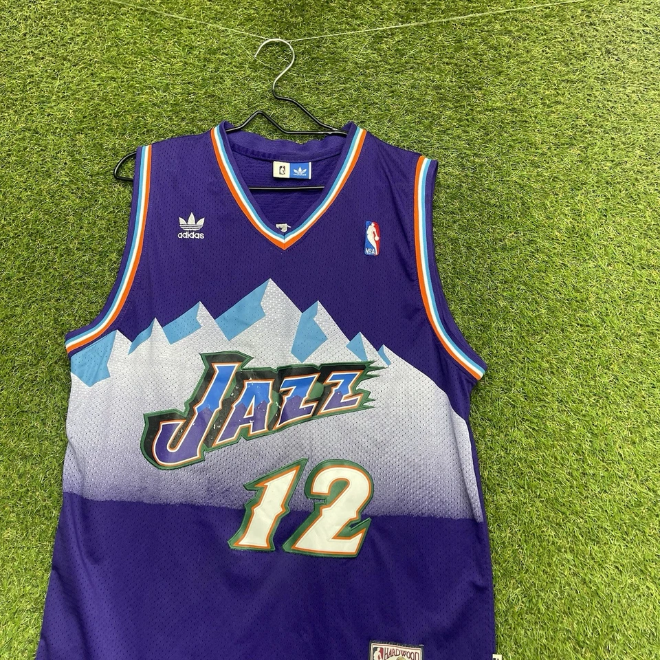 Camiseta Utah Jazz Para Hombres XL Púrpura Adidas #12 John Stockton Madera Dura Clásica Foto 3 de 4