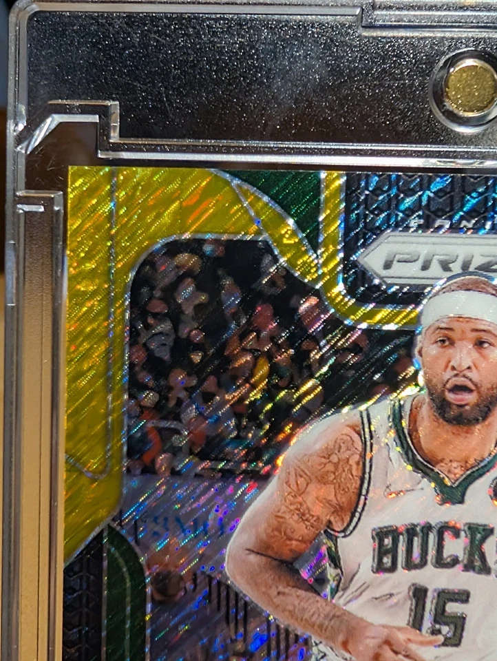 Prizm DeMarcus Cousins 2024 AUTO Sensational Signatures BRILLO DORADO/10 Foto 2 de 4