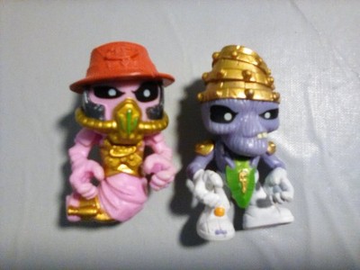 Lot Of 2 Treasure X Aliens Ultimate Dissection Hunter Figures In EUC Please READ