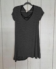 Rolla Costa Size Large Black And White Stripe Womens Flowy Short Sleeve Dress