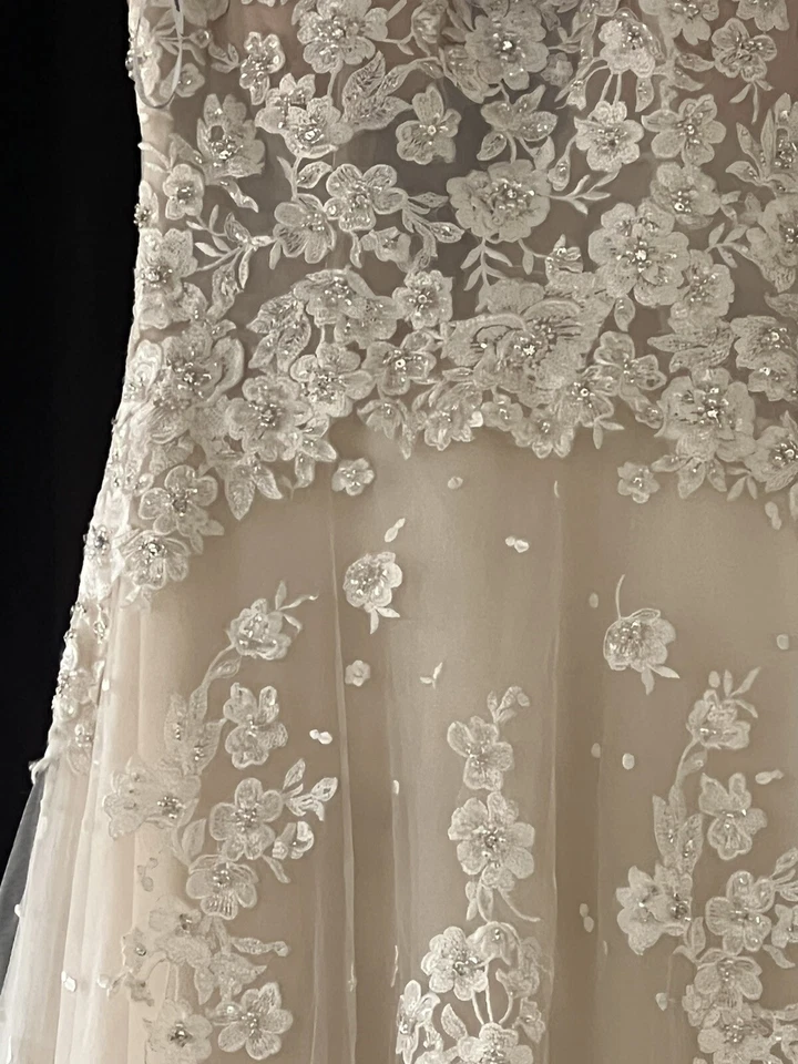 Vestido de novia jazmín color marfil Foto 2 de 4