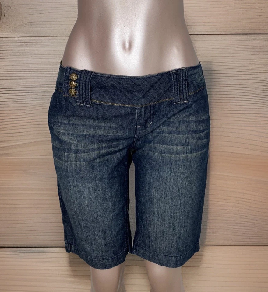 Bermudas botines de tiro súper bajo Y2K largas ligeras pantalones cortos de mezclilla para mujer 7 Foto 3 de 4