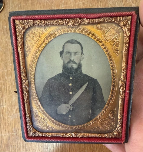 Ambrotype Daguerreotype Civil War Era Gutta Percha Picture of Soldier w/a Knife