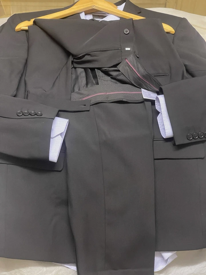 Traje FELLINI TRAVELLER-2-Botones 2 Piezas Muescas Hombre U.K-48R”EUR-58”-U.S-48R Foto 3 de 4