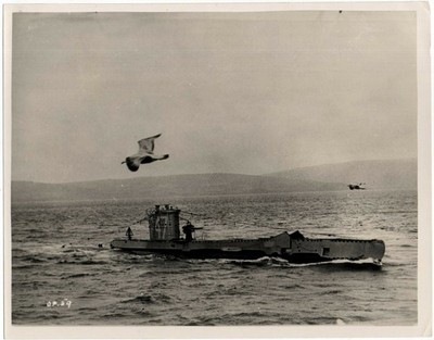 CLOSE QUARTERS 1943 Jack Lee CROWN FILM UNIT Submarine STILL #59