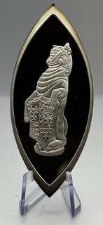 Black Bull of Clarence Queen's Beast silver ingot Danbury Mint 1977 48 grams