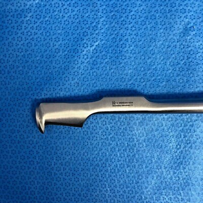 Konig MDS3267824 Lebsche Sternum Knife 10