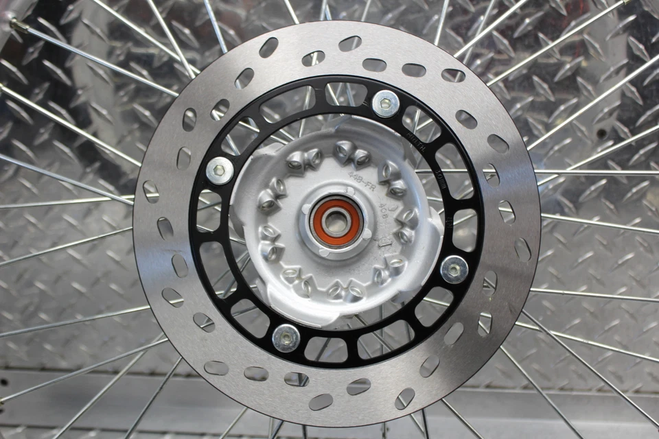 2013 SUZUKI DR200SE TAKASAGO FRONT RIM/TIRE & ROTOR (J21X1.60) 55311-42AA0 - Image 2 of 4