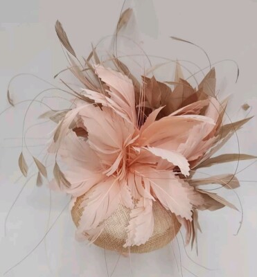 NEW Fascinate Designs Joanna Kentucky Derby Fascinator