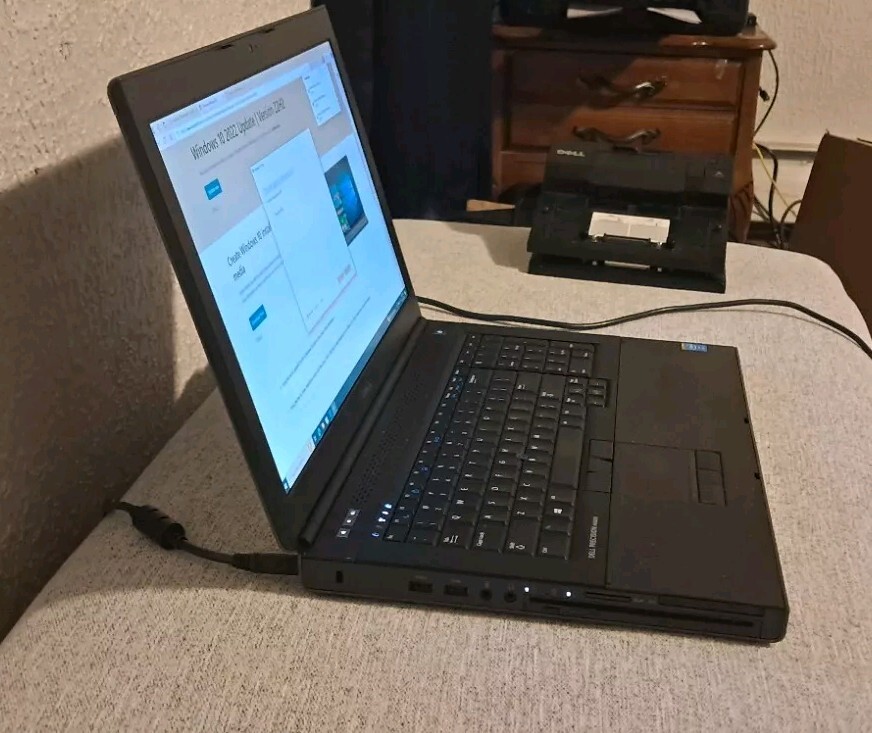 Dell Precision M6800 17.3 Dell Precision M6800 17.3