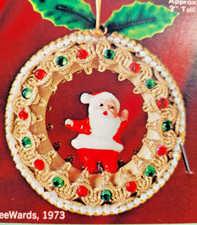 LeeWards SANTA WREATH Boutique Vintage 1973 Sequin Bead Christmas Ornament Kit