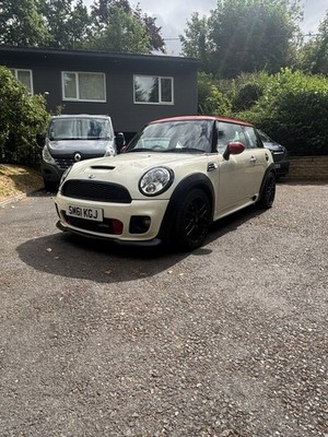 Mini John Cooper Works 2011