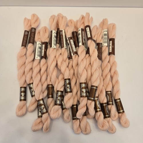 DMC Wool Embroidery Floss Broder Medicis Peach Pink 8818 27.3yd Skein Lot Of 18 - Picture 2 of 10