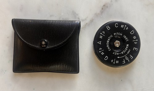 Master-Key Chromatic Pitch Inst. Vintage SPEBSQSA Case Included