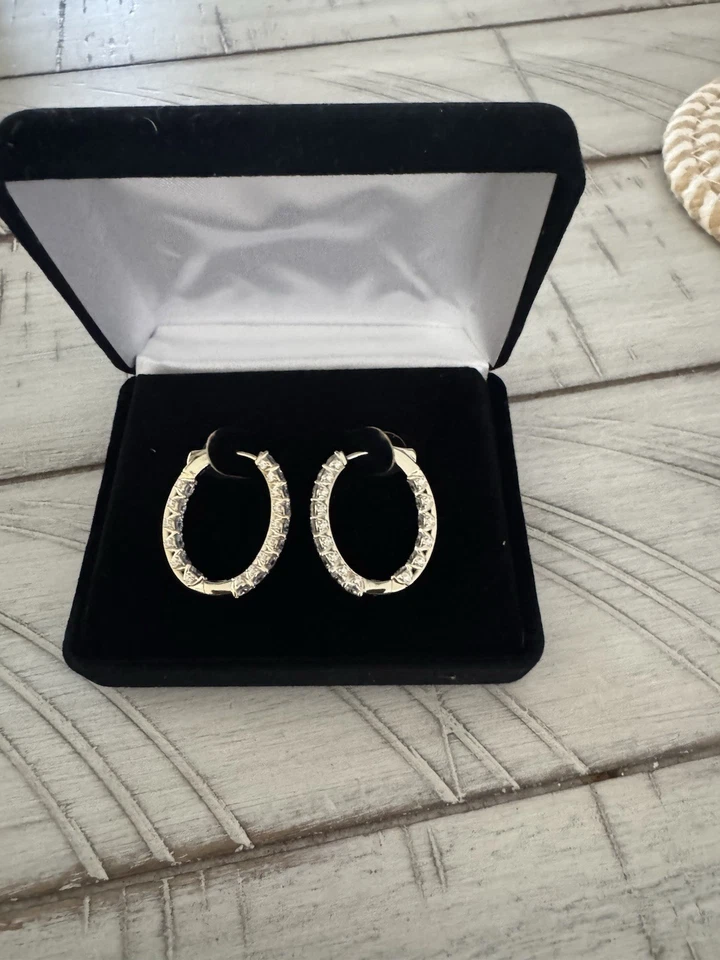 Brincos de argola de cristais Swarovski - Imagem 2 de 4