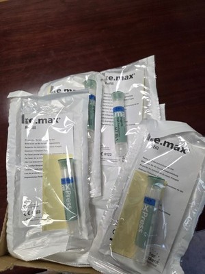 Ivoclar IPS e.max Press 5 Ingots HT-BL1