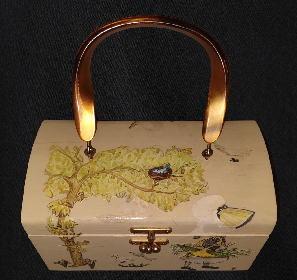Vintage 1960-70's Wood Decoupage Holly Hobbie Characters Purse Metal Clasp 9x5x4 - Image 2 of 4