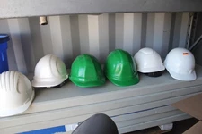 Lot of 6 Assorted Hard Hats 3M & JSP Safety Helmets 4 White & 2 Green