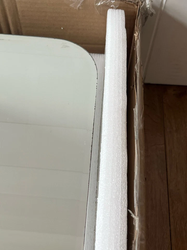 Seamless Bathroom Mirrored Cabinet Frameless By WEST ELM R:25 RRP £404  - Image 4 of 4