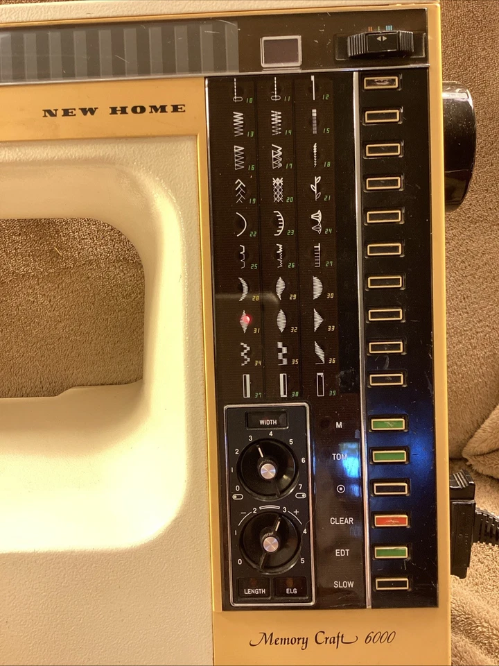 JANOME Sewing Machine Memory Craft 6000 W/ Pedal & Booklet WORKS GREAT! Japan - Image 4 of 4