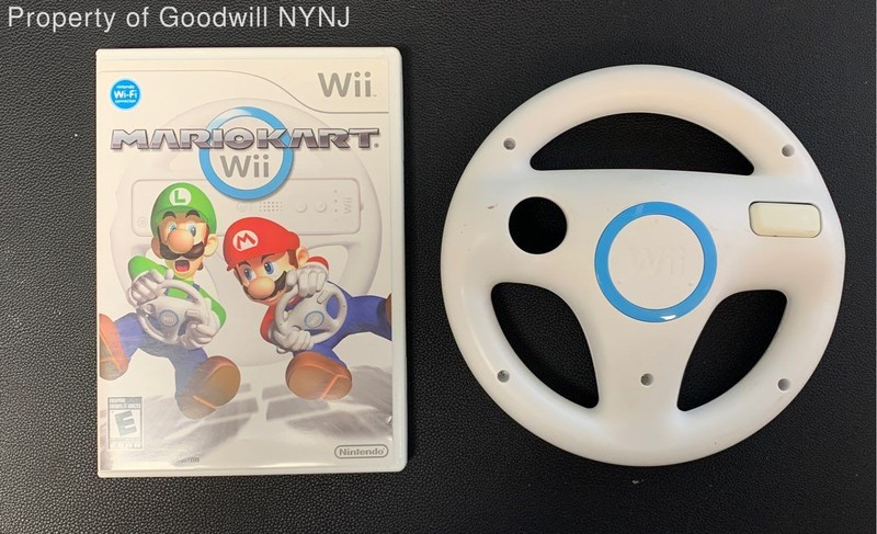 Mario Kart Wii Game and Wii Wheel Accessory Bundle