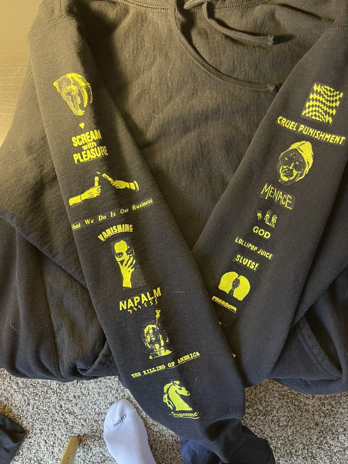 Felpa con cappuccio Supreme Menace taglia media nera FW18