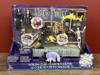 NEW SEALED VINTAGE Harry Potter Potions Class PlaySet Professor