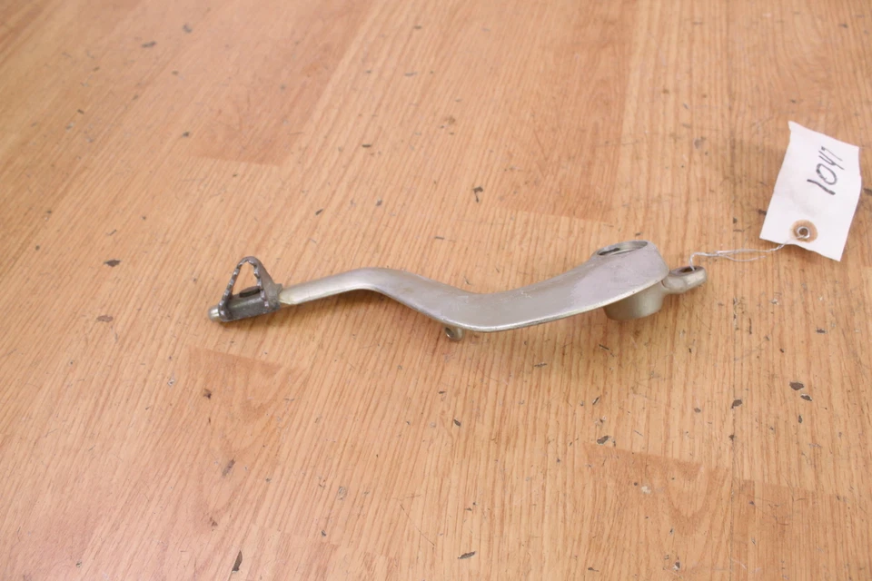 Yamaha YZ250 2002 pedal de freno trasero Foto 3 de 4