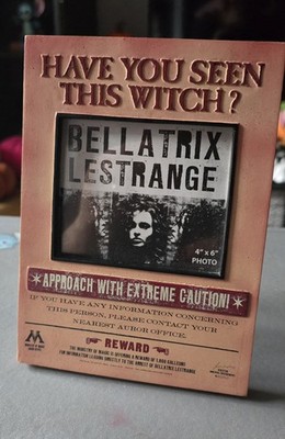 Universal Studios Harry Potter Bellatrix Lestrange 4'' X 6'' 'Wanted' Photo Frame