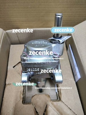 1pcs Brand New Danfoss Solenoid Valve EVRA25 032F6225