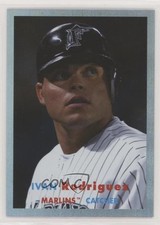 2021 Topps Archives 1957 Topps Rainbow Foil 141/150 Ivan Rodriguez #5 HOF 09dw