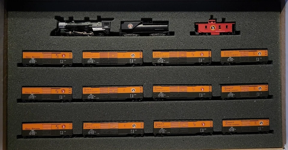 Con-Cor N Scale Special Merchandise "Loader Cars" Basic Set Great Northern #8518 - Image 2 of 4