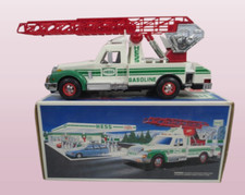 VINTAGE HESS GASOLINE RESCUE TRUCK 1994 REAL HEAD & TAIL LIGHTS TOY BOXED DETAIL