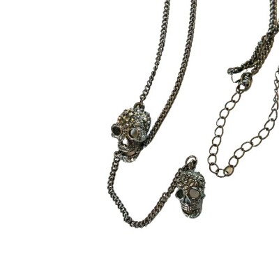 2 Crystal Skulls With Dark Metal Chain Y Necklace