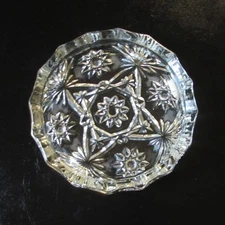 Large Patio Or Smoking Stand Ashtray Early American Prescut Glass Eapc Vintage