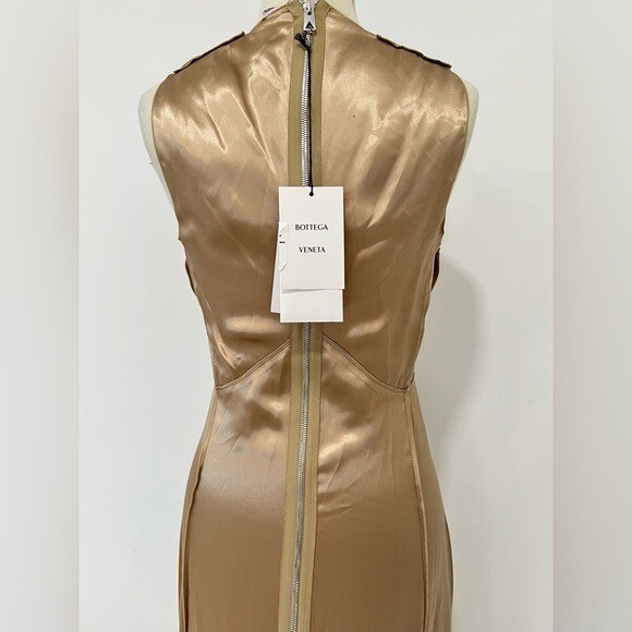 【送料&関税込】Bottega Veneta Fluid Satin Dress BOTTEGA VENETA Fluid Satin Beige Midi Dress | eBay