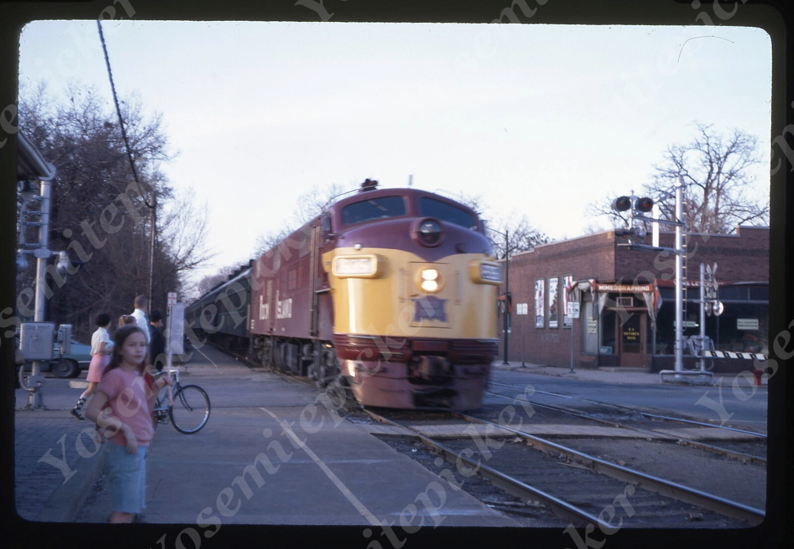 Sl71 sl71 Original slide 1968 Rock Island Railroad Train RR crossing 416a | eBay
