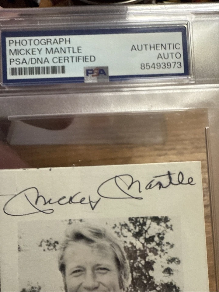 Foto personal original autografiada vintage firmada por Mickey Mantle PSA/DNA años 70 Foto 3 de 4