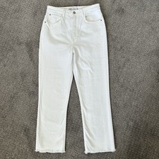 Zara White High Rise Jeans - Women  s 8 - Raw Hem Casual Straight Leg EUC 