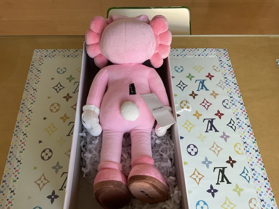 PELUCHE KAWS COMPANION EDICIÓN LIMITADA (NUEVO) Foto 2 de 4