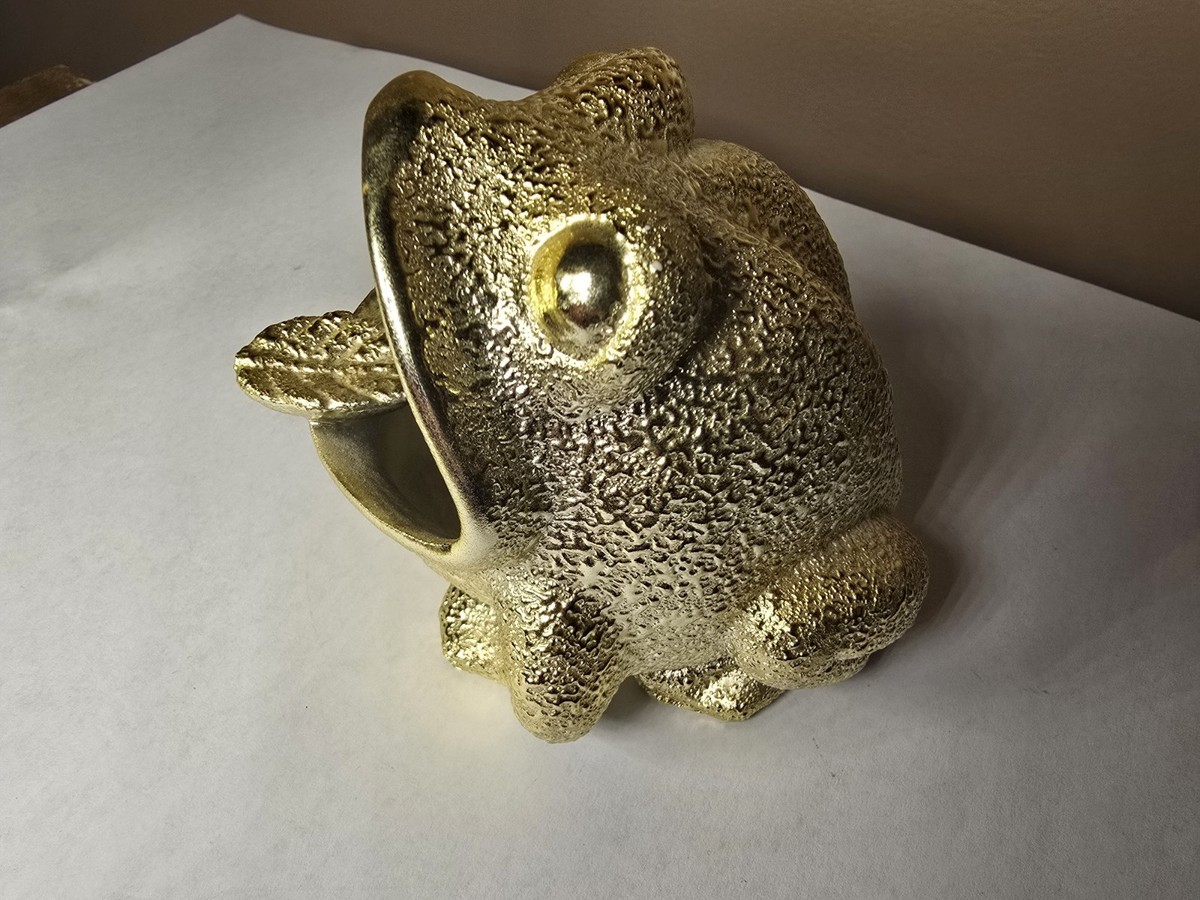 Vintage MCM Frog Ashtray Figural Open Mouth Splatter Gold Pottery