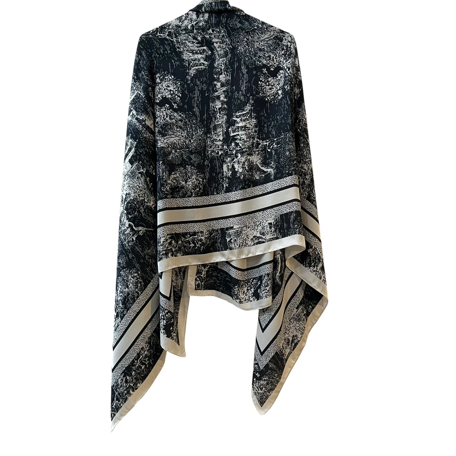 Christian Dior Toile de Jouy Sauvage Silk Scarf Shawl Black Ivory Logo Italy
Opens in a new window o