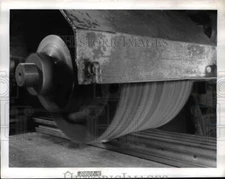 1959 Press Photo Scotch-Brite Loading @ Minnesota Mining & Manufacturing Company