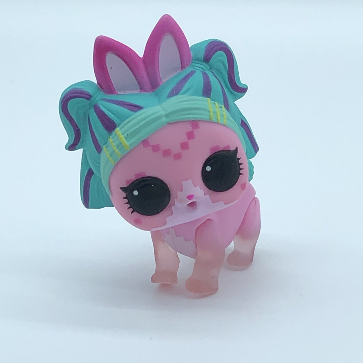 LOL Surprise Eye Bunny VR HOP Rabbit VRQT Pet Color