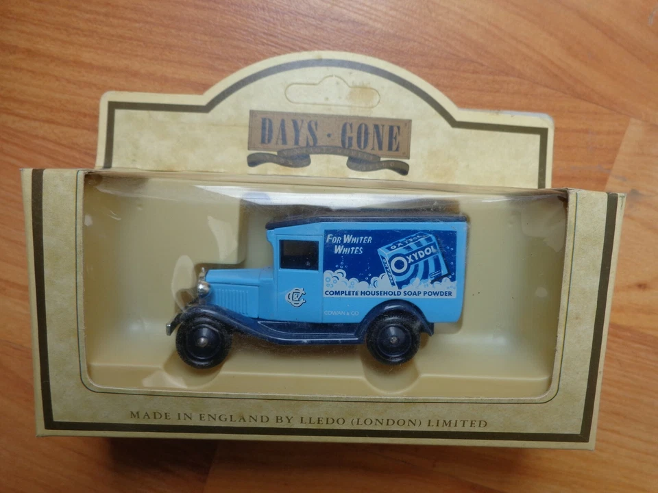 LLEDO DAYS GONE CLASSIC 1934 FORD MODEL A VAN 'OXYDOL' REF 13030 - Bild 1 von 1