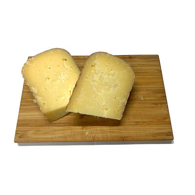 200g Alcaidus Mahon Curado Käseecke | gereifter Rohlmilch Kuhkäse aus Menorca