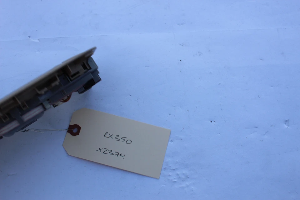 2010-2015 LEXUS RX350 RX450H REAR OVERHEAD DOME LIGHT READING LAMP X2374 - Image 2 of 4