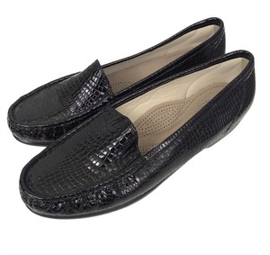 womens loafers size 12